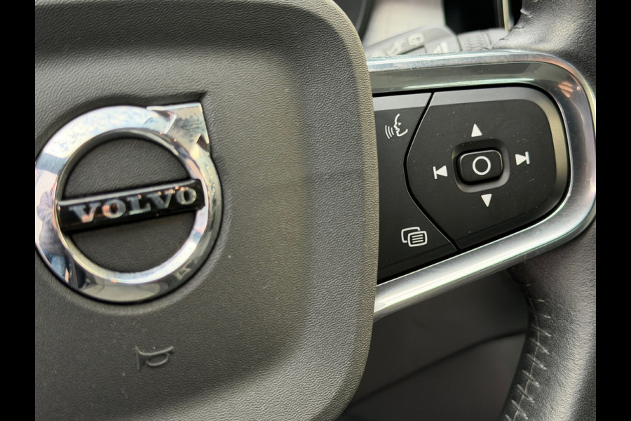 Volvo XC40 1.5 T5 Recharge Inscription Business | Navigatie | Camera | Cruise | Climate | 18".