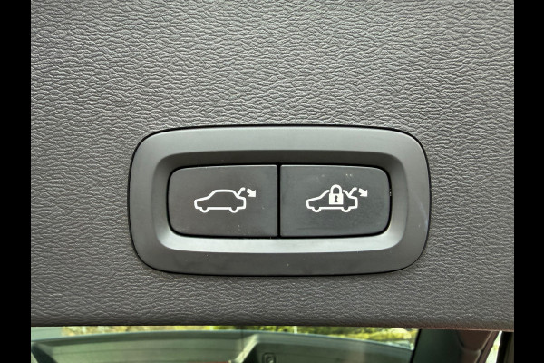 Volvo XC40 1.5 T5 Recharge Inscription Business | Navigatie | Camera | Cruise | Climate | 18".