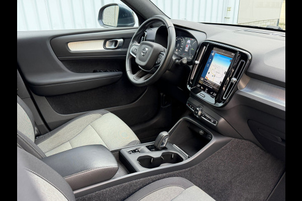 Volvo XC40 1.5 T5 Recharge Inscription Business | Navigatie | Camera | Cruise | Climate | 18".