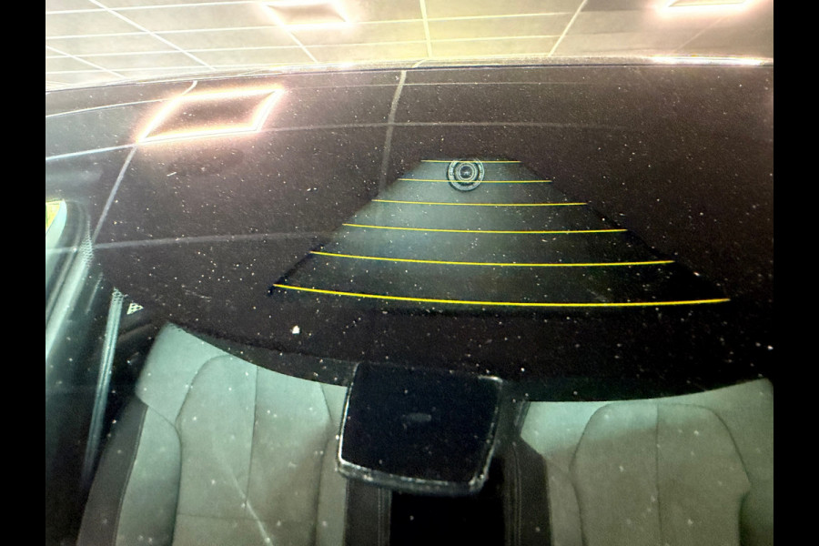 Volvo XC40 1.5 T5 Recharge Inscription Business | Navigatie | Camera | Cruise | Climate | 18".