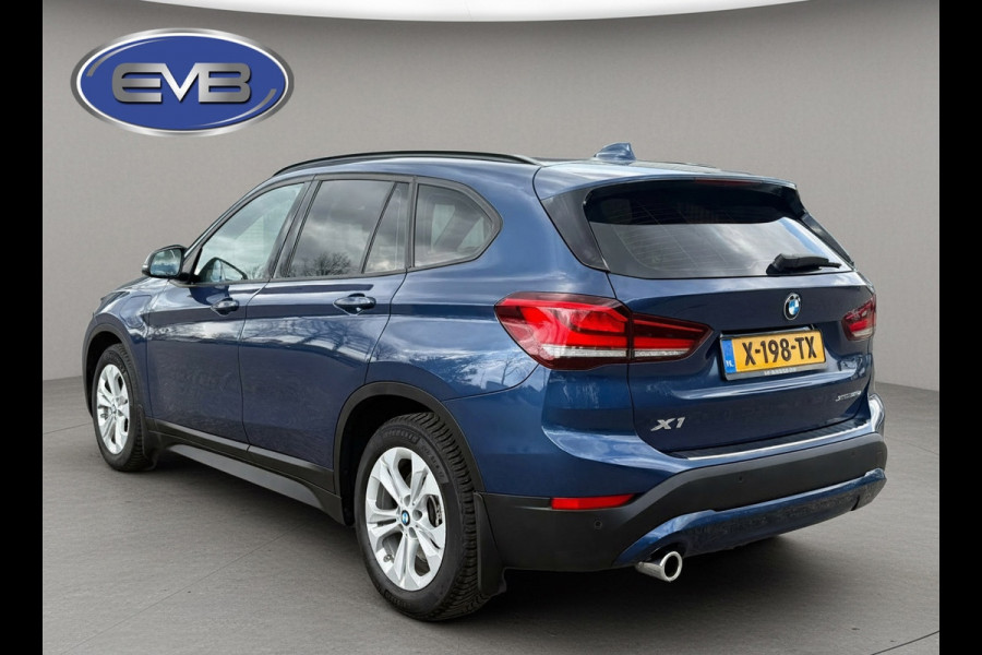 BMW X1 XDrive25e AUTOMAAT Executive, electrisch bedienbare achterklep,dab,stoelverwarming, led verlichting