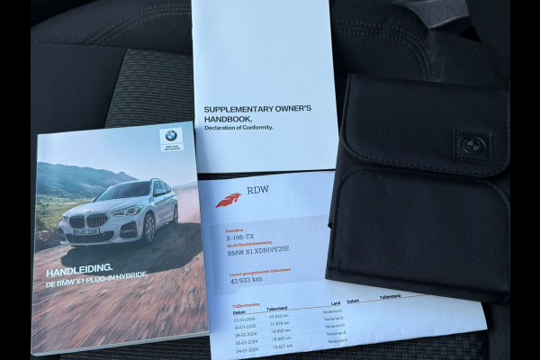 BMW X1 XDrive25e AUTOMAAT Executive, electrisch bedienbare achterklep,dab,stoelverwarming, led verlichting