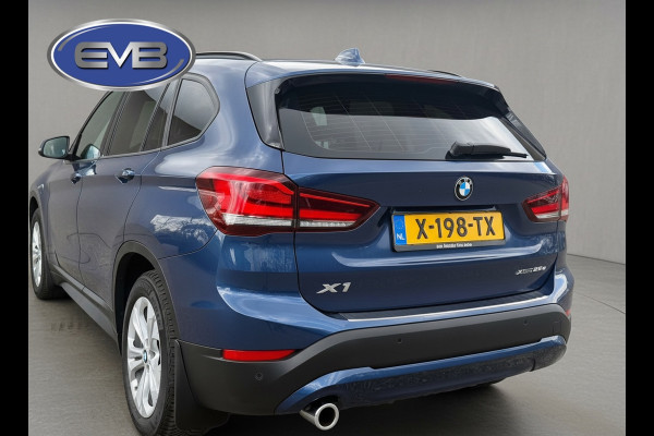 BMW X1 XDrive25e AUTOMAAT Executive, electrisch bedienbare achterklep,dab,stoelverwarming, led verlichting