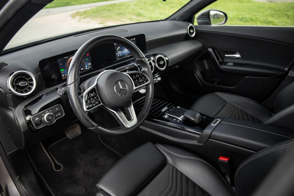 Mercedes-Benz A-Klasse 250 e Business Line CARPLAY / LEER / CAMERA / CRUISE CONTROLE / DEALER ONDERHOUDEN