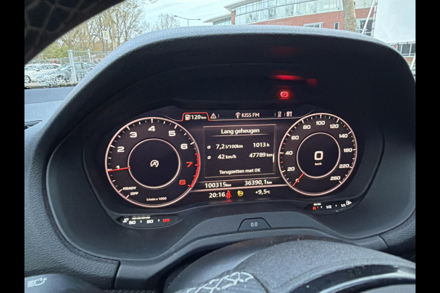 Audi Q2 30 TFSI S Edition | Digitale Cockpit | Stoel Verwarming | Achteruitrij Camera |