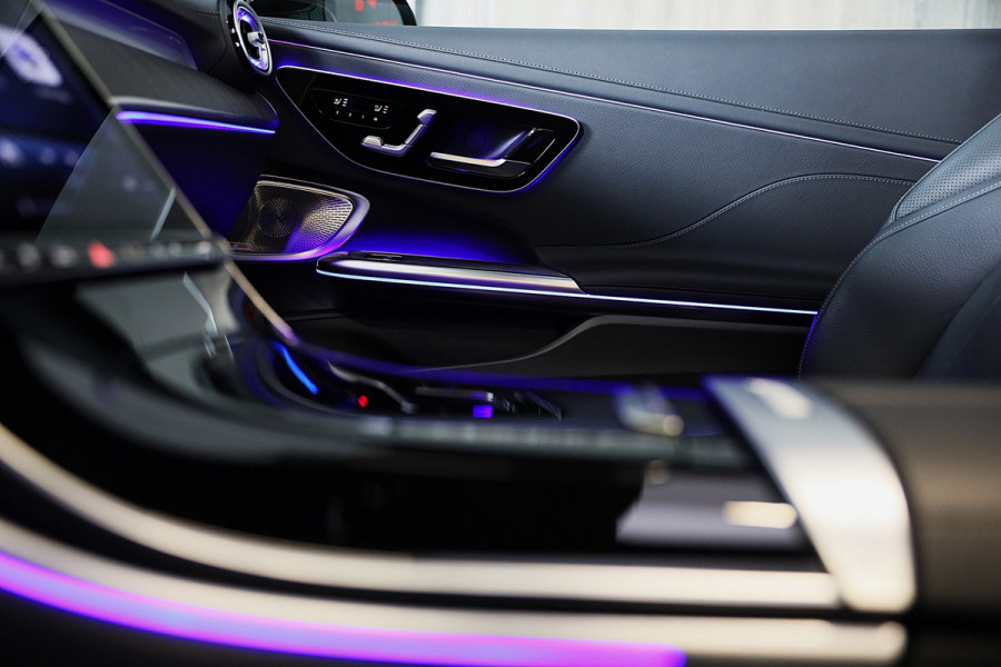 Mercedes-Benz CLE Coupé 300 e AMG 53 Look / Acc / Massage / BURMESTER / Head Up / 360 Camera / Leder / Open Pano / Dig Light / 19