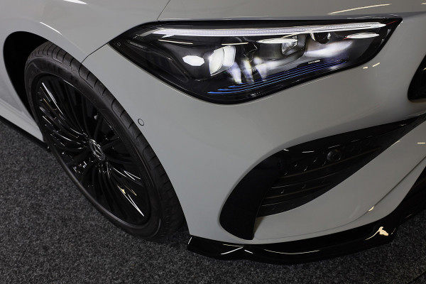 Mercedes-Benz CLE Coupé 300 e AMG 53 Look / Acc / Massage / BURMESTER / Head Up / 360 Camera / Leder / Open Pano / Dig Light / 19