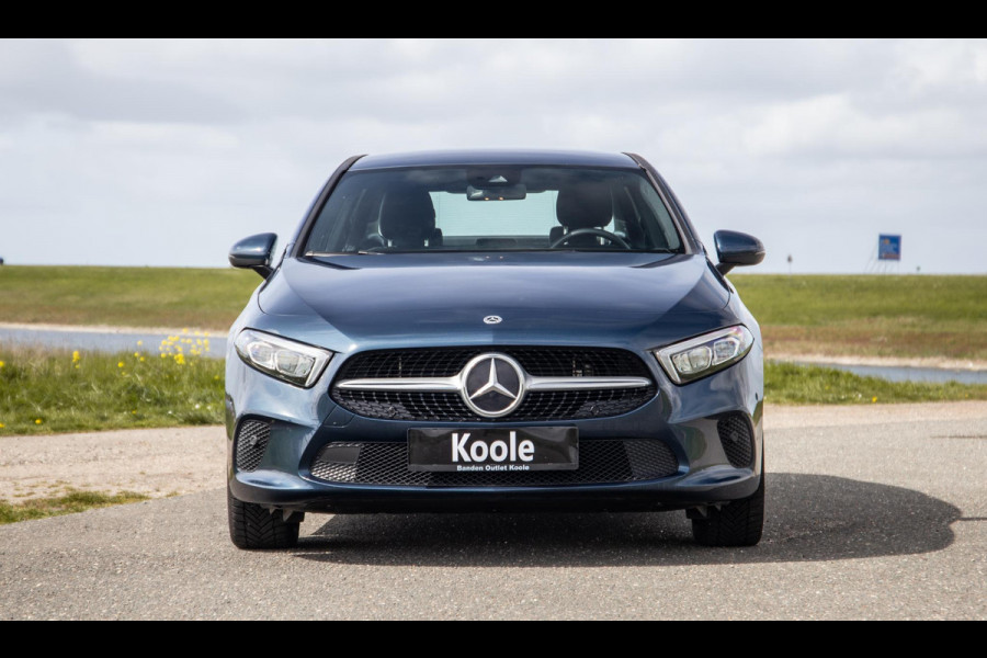 Mercedes-Benz A-Klasse 250 e Business Line CARPLAY / CAMERA / LEER / DEALER ONDERHOUDEN