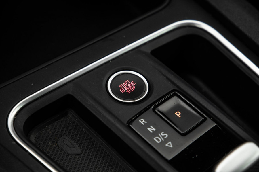 Seat Leon Sportstourer 1.4 TSI eHybrid PHEV FR Business Intense EXCELLENCE / CARPLAY / AIRCO / CAMERA / DEALER ONDERHOUDEN