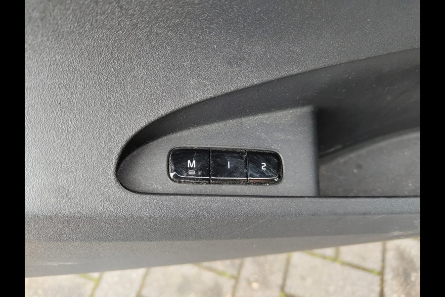 Polestar 2 Long Range Dual Motor 78kWh Panoramadak Adap.Cruise 360°Camera Navi Ecc Apple Carplay Android Auto Pdc Launch Edition Stoel+Stuurverwarming Lmv 19" Achterbankverwarming Keyless DAB Rijstrooksensor Origineel Nederlandse Auto