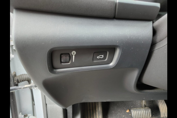 Polestar 2 Long Range Dual Motor 78kWh Panoramadak Adap.Cruise 360°Camera Navi Ecc Apple Carplay Android Auto Pdc Launch Edition Stoel+Stuurverwarming Lmv 19" Achterbankverwarming Keyless DAB Rijstrooksensor Origineel Nederlandse Auto