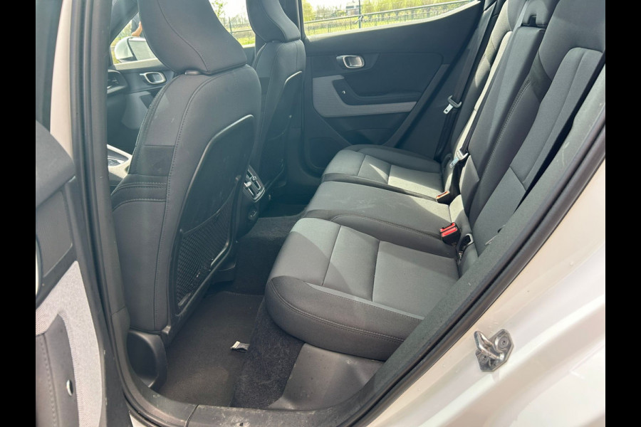 Polestar 2 Long Range Dual Motor 78kWh SOH 91% Panoramadak Adap.Cruise 360°Camera Harman&Kardon® Navi Ecc Apple Carplay Android Auto Pdc La Stoel+Stuurverwarming Lmv 19" Achterbankverwarming Keyless DAB Rijstrooksensor Dealeronderhouden 1e Eigenaar