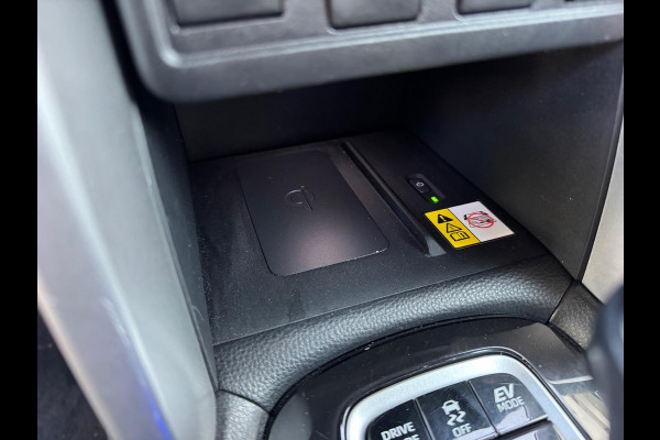 Toyota Corolla Cross 1.8 Hybrid Style | Dynamic, Elektrische achterklep, 18 inch, Keyless, Privacy glass