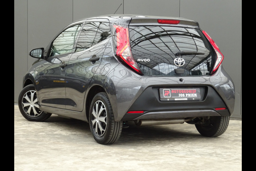 Toyota Aygo 1.0 VVT-i x-fun * EXTRA GETINT GLAS * VOLLE TANK !!