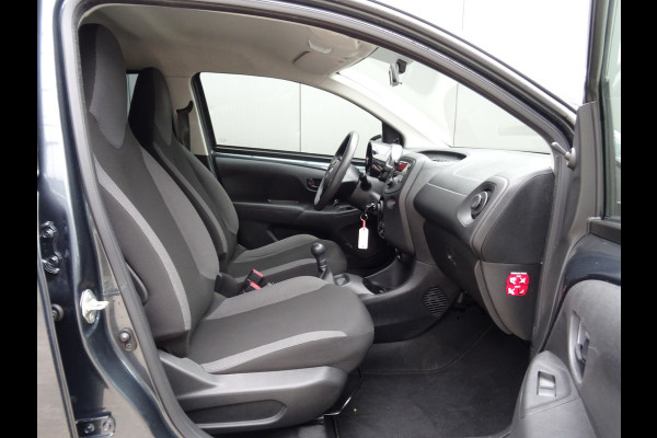 Toyota Aygo 1.0 VVT-i x-fun * EXTRA GETINT GLAS * VOLLE TANK !!