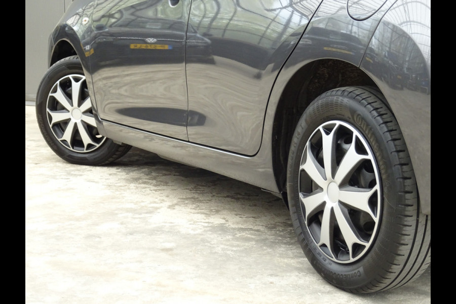 Toyota Aygo 1.0 VVT-i x-fun * EXTRA GETINT GLAS * VOLLE TANK !!