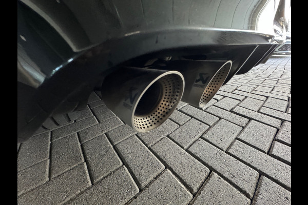 Volkswagen Golf 2.0 TSI R 4M Performance Pano|HuD|Memor|Akra