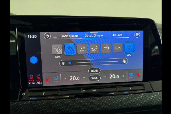 Volkswagen Golf 2.0 TSI R 4M Performance Pano|HuD|Memor|Akra