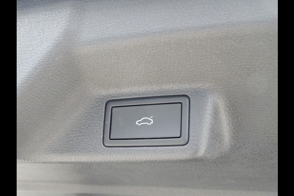 Volkswagen ID. Buzz Pro 77kWh * IQ LIGHT * MASSAGE * TREKHAAK !!