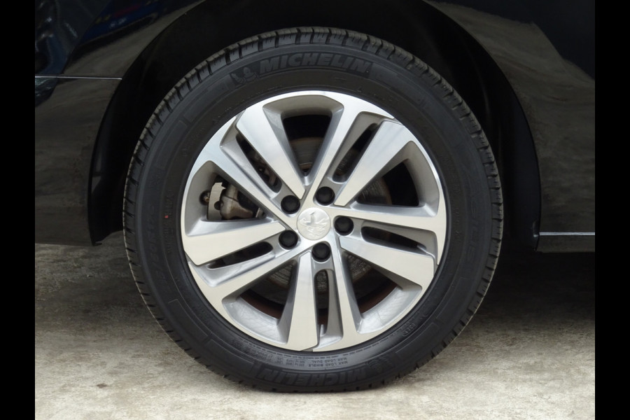 Peugeot e-Expert Long Premium 75 kWh * NETTE STAAT * 3 ZITS * CARPLAY !!