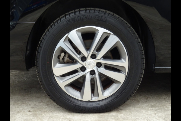 Peugeot e-Expert Long Premium 75 kWh * NETTE STAAT * 3 ZITS * CARPLAY !!