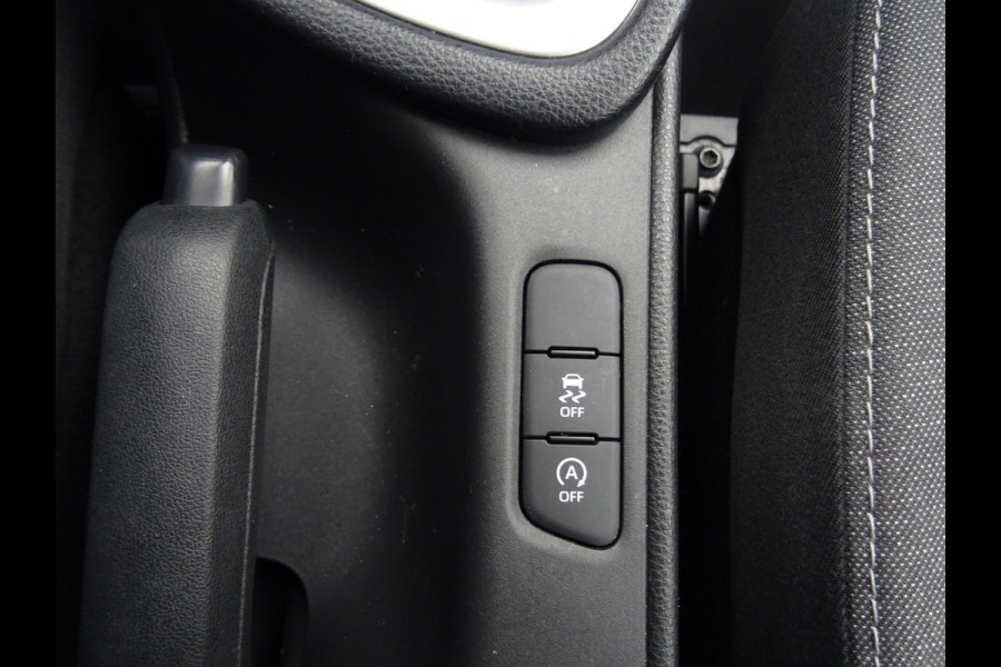 Toyota Yaris 1.5 VVT-i Business Plus * CARPLAY * DEALER ONDERH. !!