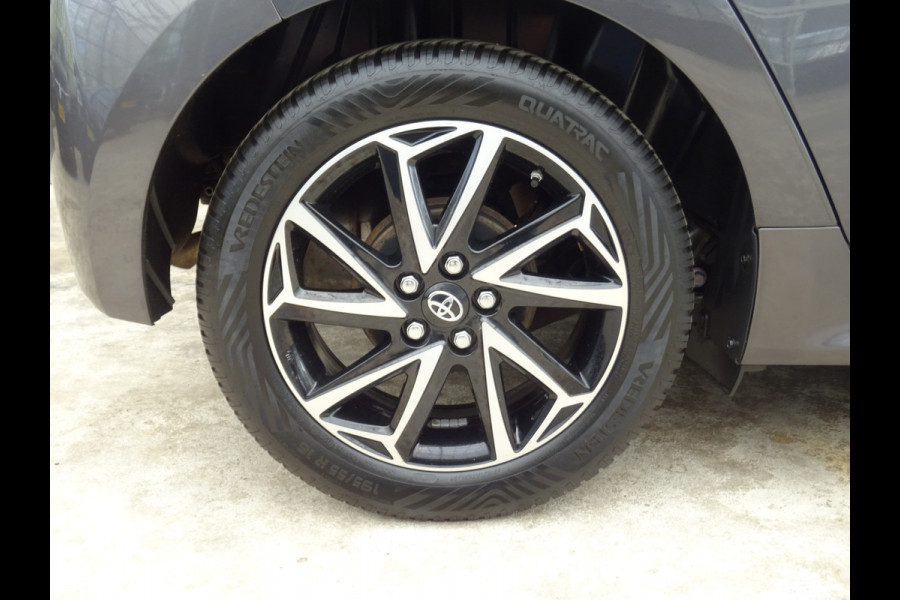 Toyota Yaris 1.5 VVT-i Business Plus * CARPLAY * DEALER ONDERH. !!