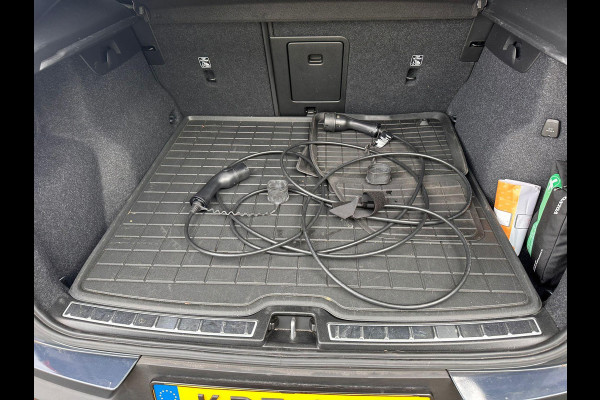 Volvo XC40 1.5 T5 Recharge R-Design | Full Options | Pano | Leder | H&K | Adaptive CC | Stoelverwarming V+A | Lage km-stand! |