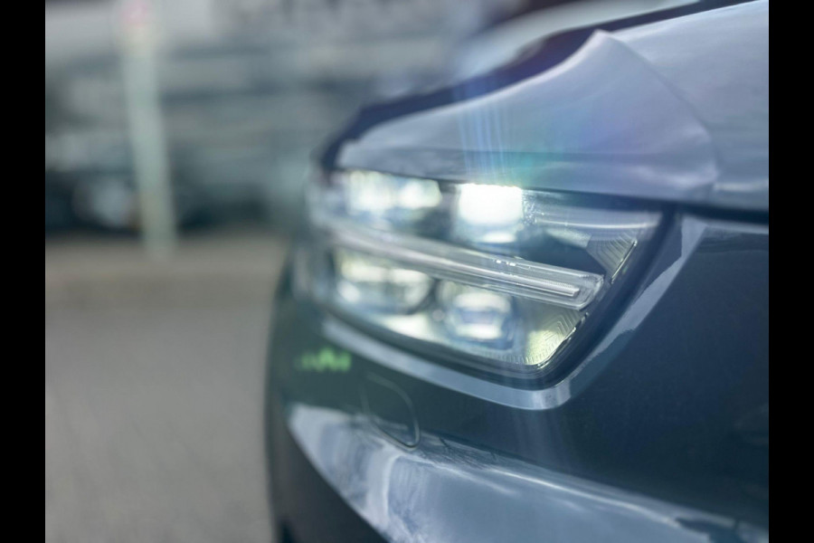 Volvo XC40 1.5 T5 Recharge R-Design | Full Options | Pano | Leder | H&K | Adaptive CC | Stoelverwarming V+A | Lage km-stand! |
