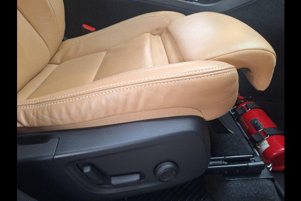 Volvo XC40 1.5 T5 Recharge R-Design | Full Options | Pano | Leder | H&K | Adaptive CC | Stoelverwarming V+A | Lage km-stand! |