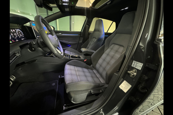 Volkswagen Golf 1.5 eHybrid GTE Pano|360Camera|Dodeh|HuD|ACC