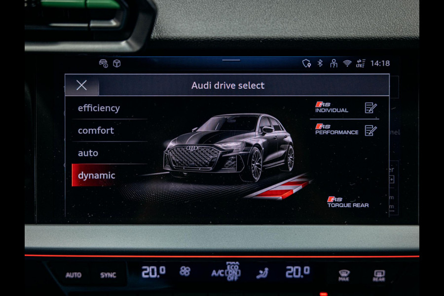 Audi RS3 Sportback 2.5 TFSI quattro | HULK edition | Carbon | Kuipstoelen | Sonos | Stoelverwarming |