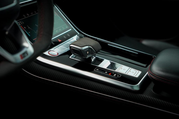 Audi RSQ8 4.0 TFSI Q8 quattro / NL Auto / Pano / Keramisch / Performance / Stoelklima