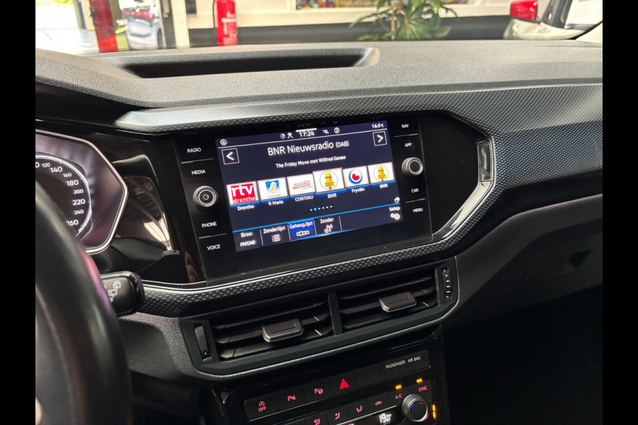 Volkswagen T-Cross 1.0 TSI Style / Carplay / stoelverwarming