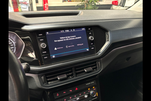 Volkswagen T-Cross 1.0 TSI Style / Carplay / stoelverwarming