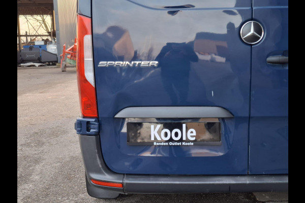 Mercedes-Benz Sprinter 311 2.2 CDI L2H2 / AIRCO / CAMERA / 3 ZITS / DEALER ONDERHOUDEN / NAVI