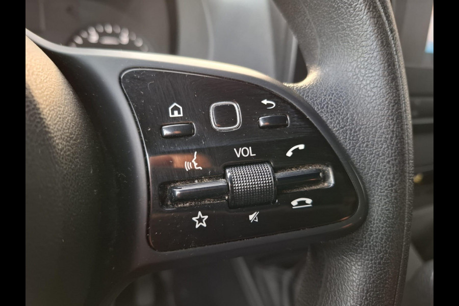 Mercedes-Benz Sprinter 311 2.2 CDI L2H2 / AIRCO / CAMERA / 3 ZITS / DEALER ONDERHOUDEN / NAVI