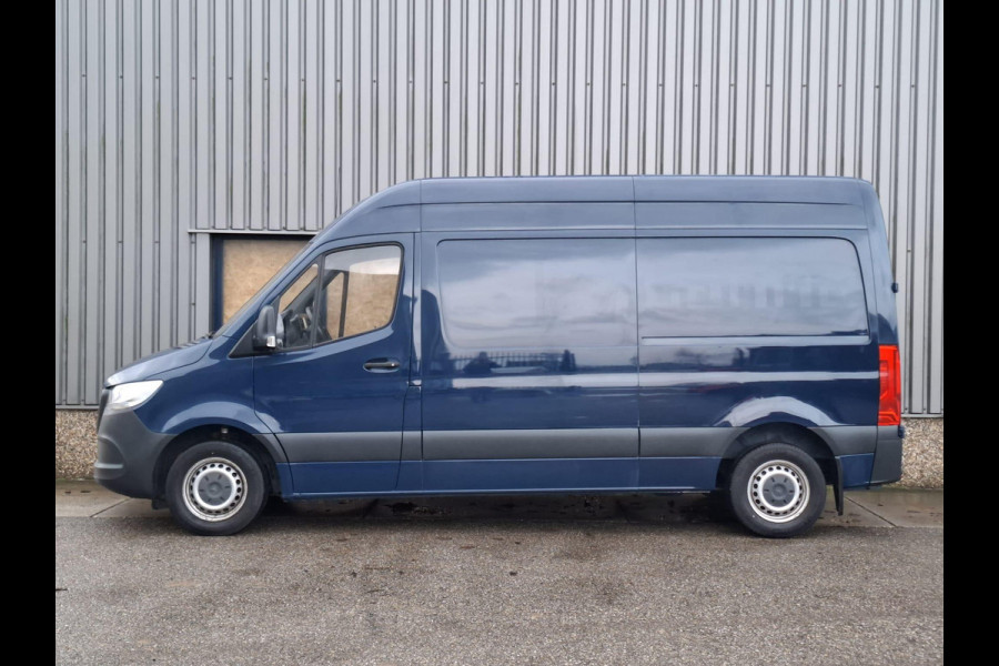 Mercedes-Benz Sprinter 311 2.2 CDI L2H1 Functional / AIRCO / CAMERA / 3 ZITS / DEALER ONDERHOUDEN / NAVI
