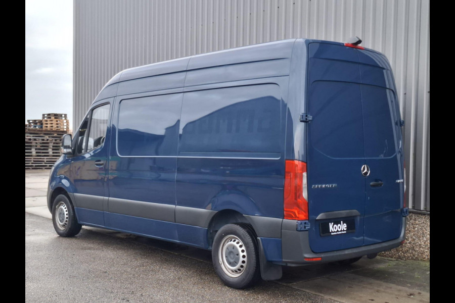 Mercedes-Benz Sprinter 311 2.2 CDI L2H1 Functional / AIRCO / CAMERA / 3 ZITS / DEALER ONDERHOUDEN / NAVI
