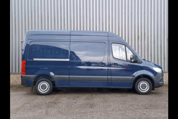Mercedes-Benz Sprinter 311 2.2 CDI L2H1 Functional / AIRCO / CAMERA / 3 ZITS / DEALER ONDERHOUDEN / NAVI
