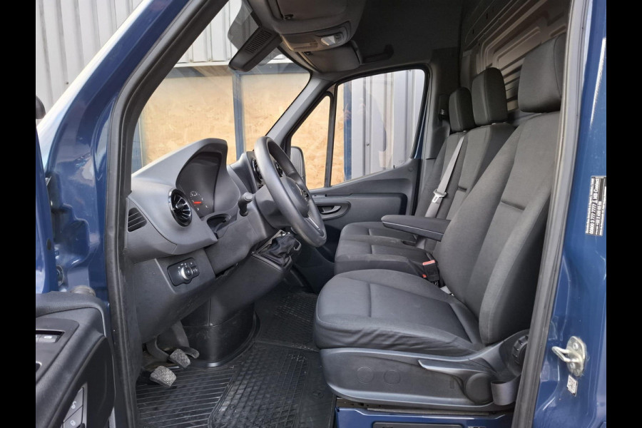 Mercedes-Benz Sprinter 311 2.2 CDI L2H1 Functional / AIRCO / CAMERA / 3 ZITS / DEALER ONDERHOUDEN / NAVI