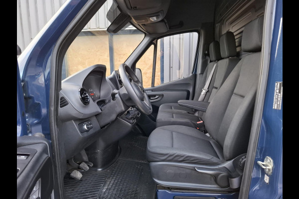 Mercedes-Benz Sprinter 311 2.2 CDI L2H1 Functional / AIRCO / CAMERA / 3 ZITS / DEALER ONDERHOUDEN / NAVI