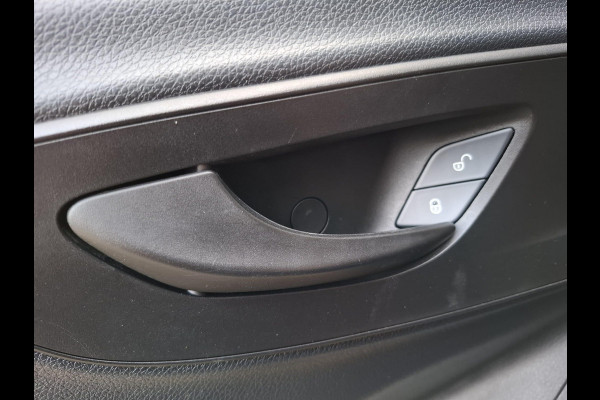 Mercedes-Benz Sprinter 311 2.2 CDI L2H1 Functional / AIRCO / CAMERA / 3 ZITS / DEALER ONDERHOUDEN / NAVI