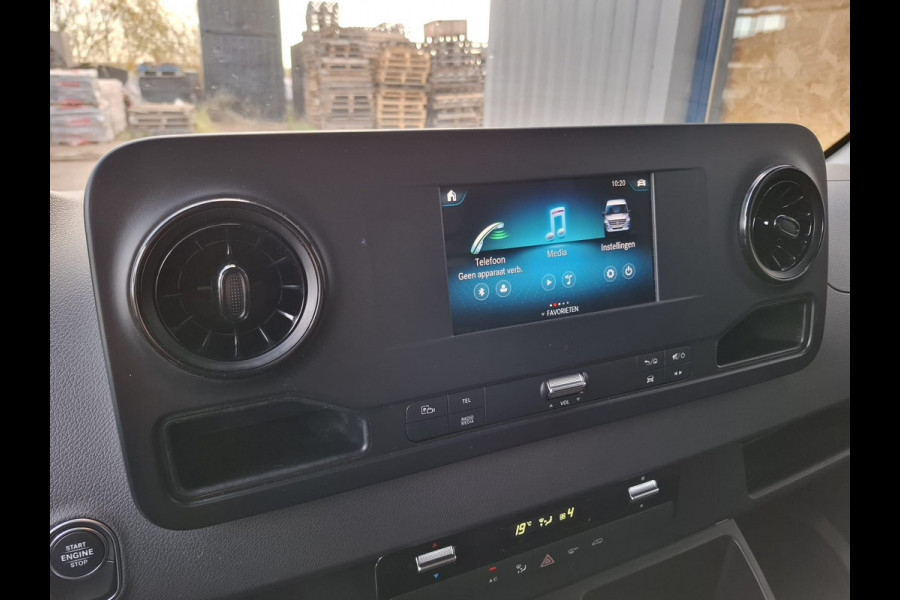 Mercedes-Benz Sprinter 311 2.2 CDI L2H1 Functional / AIRCO / CAMERA / 3 ZITS / DEALER ONDERHOUDEN / NAVI