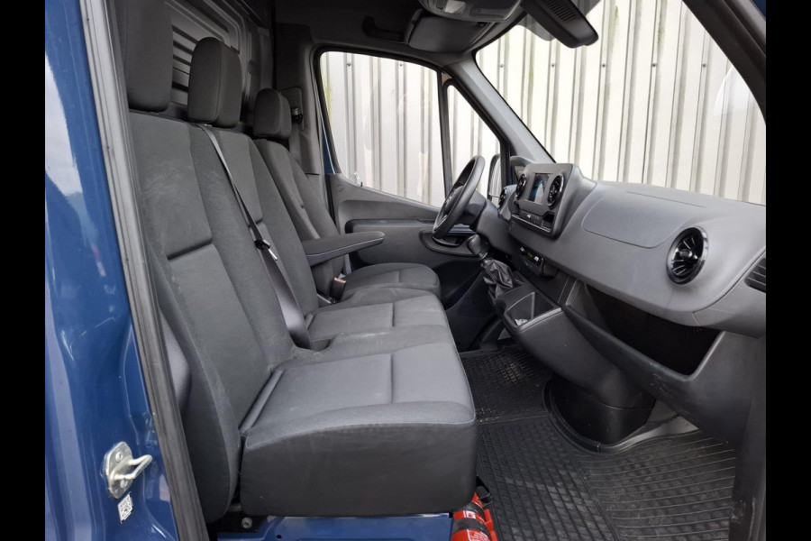 Mercedes-Benz Sprinter 311 2.2 CDI L2H1 Functional / AIRCO / CAMERA / 3 ZITS / DEALER ONDERHOUDEN / NAVI
