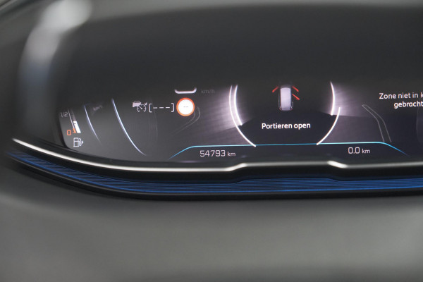Peugeot 5008 PureTech 130 EAT8 GT | Camera | Dodehoekdetectie | Apdaptieve Cruise Control | Apple Carplay