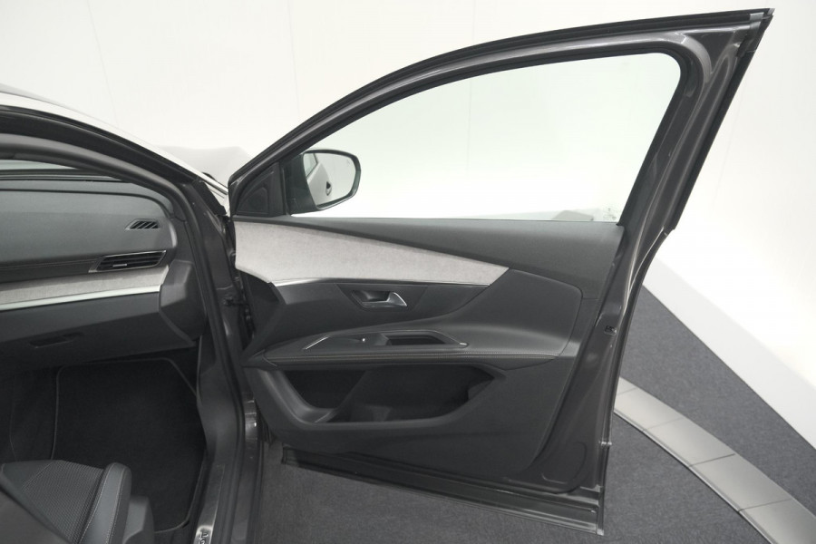 Peugeot 5008 PureTech 130 EAT8 GT | Camera | Dodehoekdetectie | Apdaptieve Cruise Control | Apple Carplay