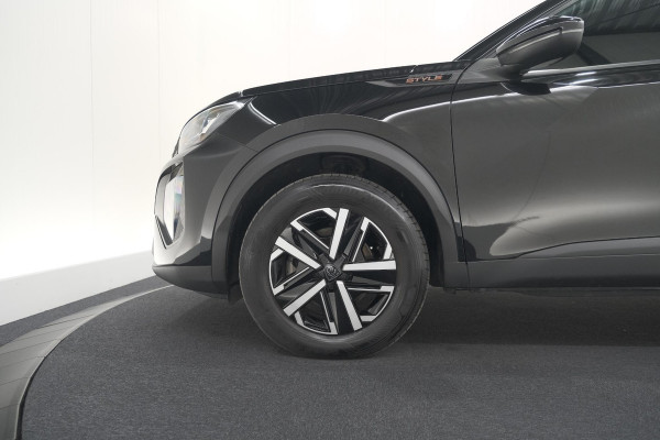 Peugeot 2008 1.2 Hybrid 136 Style | Apple Carplay | Parkeersensoren | Climate Control