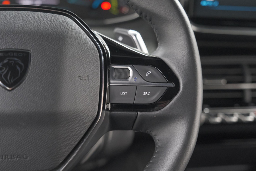 Peugeot 2008 1.2 Hybrid 136 Style | Apple Carplay | Parkeersensoren | Climate Control