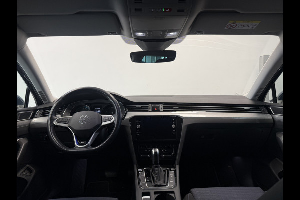 Volkswagen Passat Variant 1.4 TSI PHEV GTE Business ACC Massage Camera Stoelverwarming